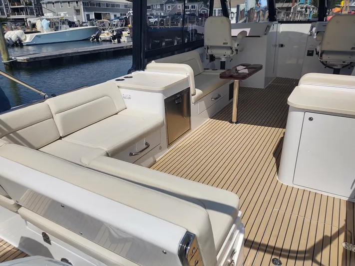 Coco Yacht Photos Pics MJM 3 Coco synthetic flooring