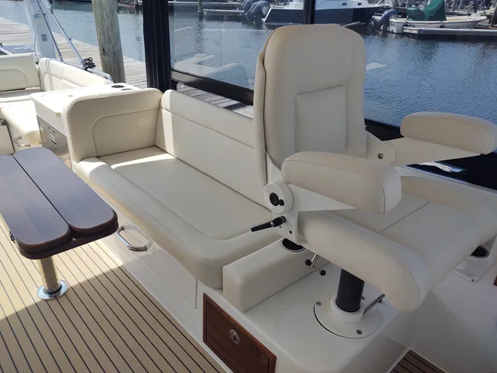 Coco Yacht Photos Pics MJM 3 Coco Port settee from fwd