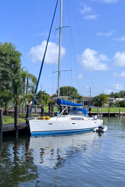 2011 Beneteau Oceanis 43