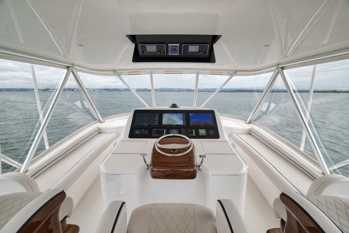2014 Viking 62 