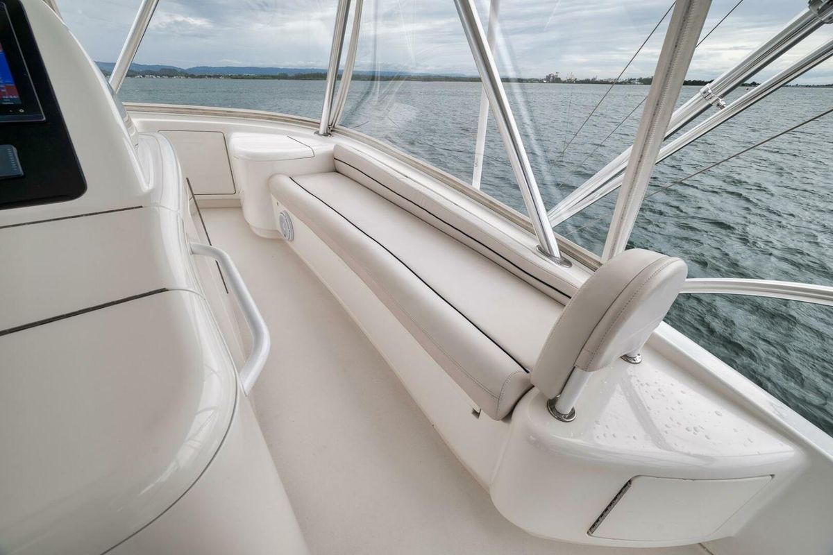 2014 Viking 62 
