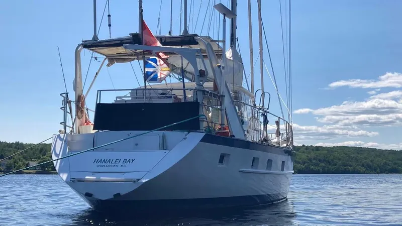 Hanalei Bay Yacht Photos Pics 