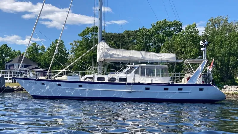 Hanalei Bay Yacht Photos Pics 