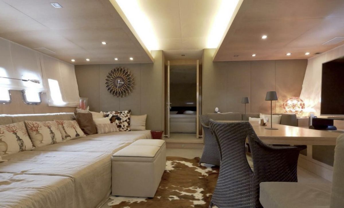2006 Mangusta 82 
