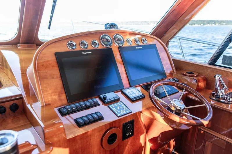 Paddy Wagon Yacht Photos Pics 