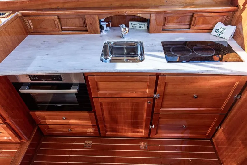 Paddy Wagon Yacht Photos Pics 