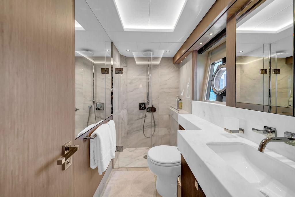 2021 Sunseeker 86 
