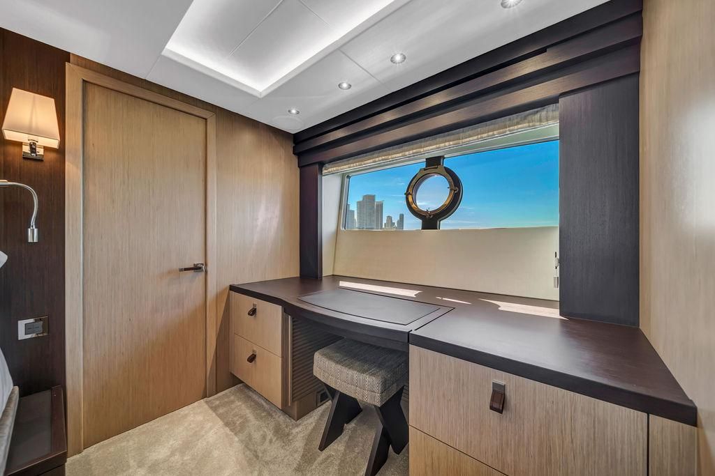2021 Sunseeker 86 