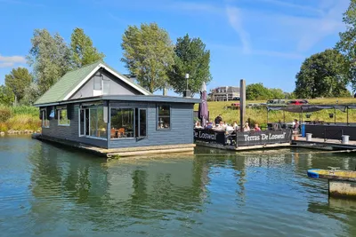 2020 Drijvend Restaurant Houseboat
