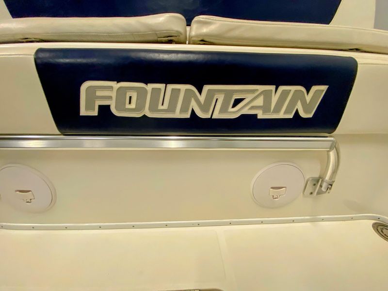 2011 Fountain 34 Center Console