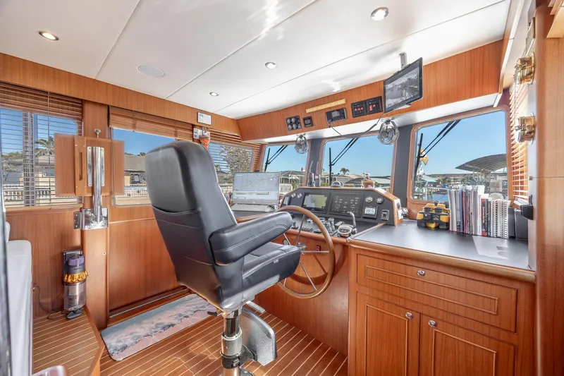 Proost Yacht Photos Pics 