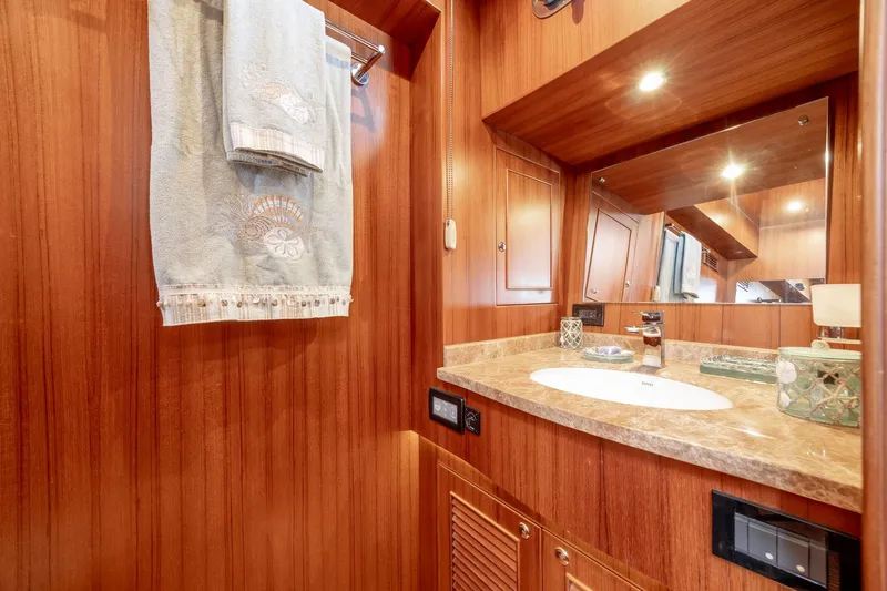 Proost Yacht Photos Pics 