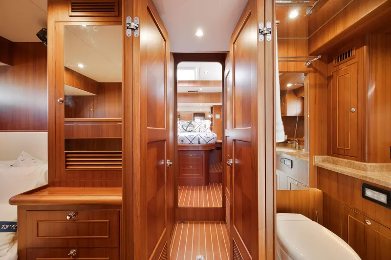 Proost Yacht Photos Pics 