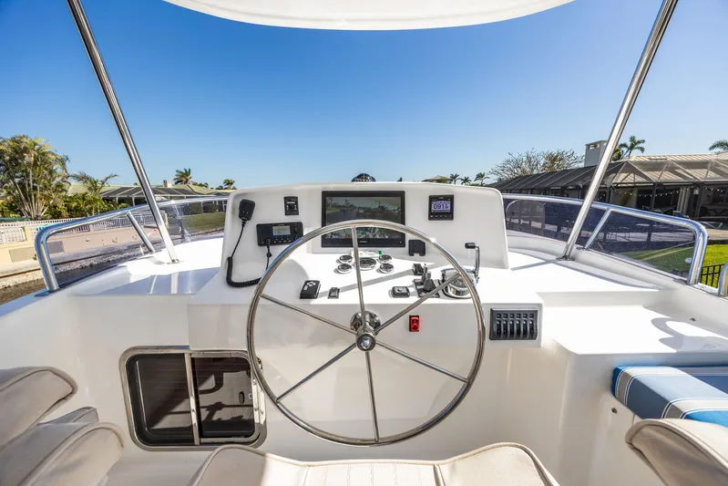 Proost Yacht Photos Pics 