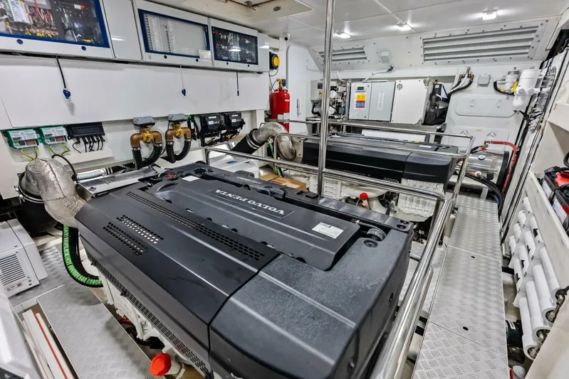 Fantasy Girl Yacht Photos Pics Engine room of 2025 Absolute 75 Navetta yacht with Volvo Penta engines.