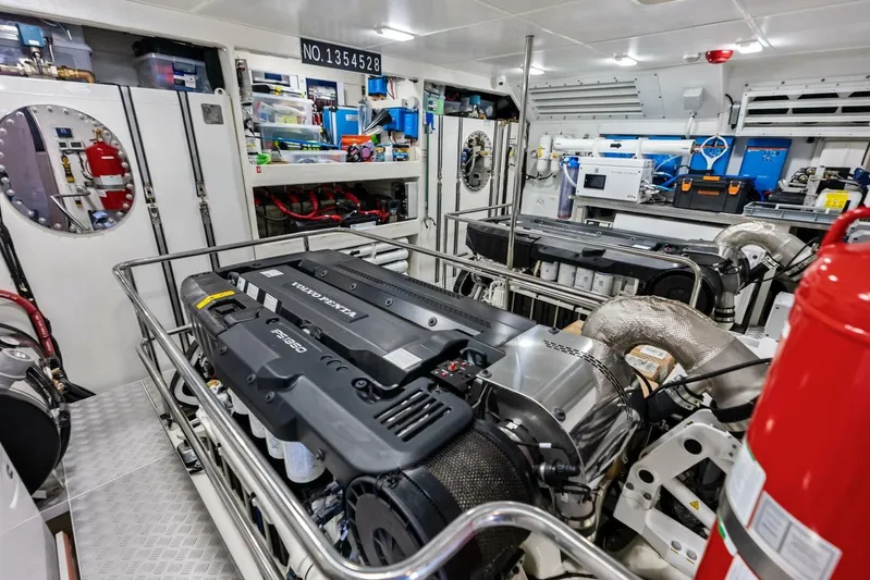 Fantasy Girl Yacht Photos Pics Engine room of 2025 Absolute 75 Navetta yacht with Volvo Penta engines.