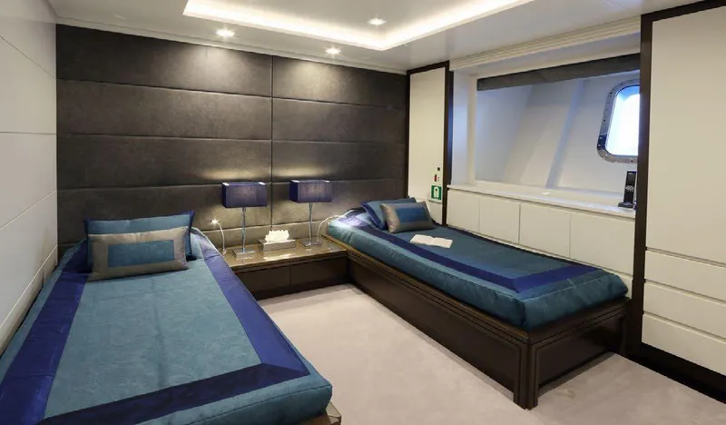  Yacht Photos Pics Luxurious twin bedroom on 1987 Benetti 50 CUSTOM yacht with modern decor.