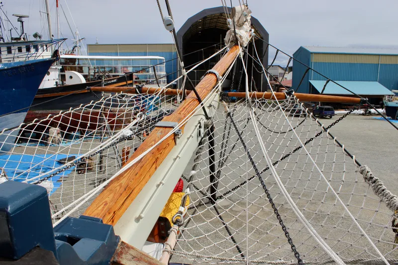 Hawaiian Chieftain Yacht Photos Pics Square topsail ketch with wooden mast and rigging at a shipyard, Lahaina Welding Co., 1988 model.