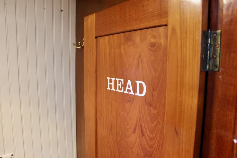 Hawaiian Chieftain Yacht Photos Pics 