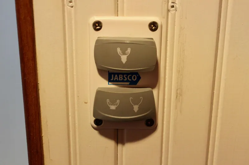 Hawaiian Chieftain Yacht Photos Pics 