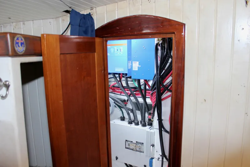 Hawaiian Chieftain Yacht Photos Pics 