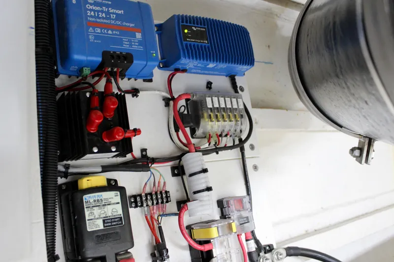 Hawaiian Chieftain Yacht Photos Pics 