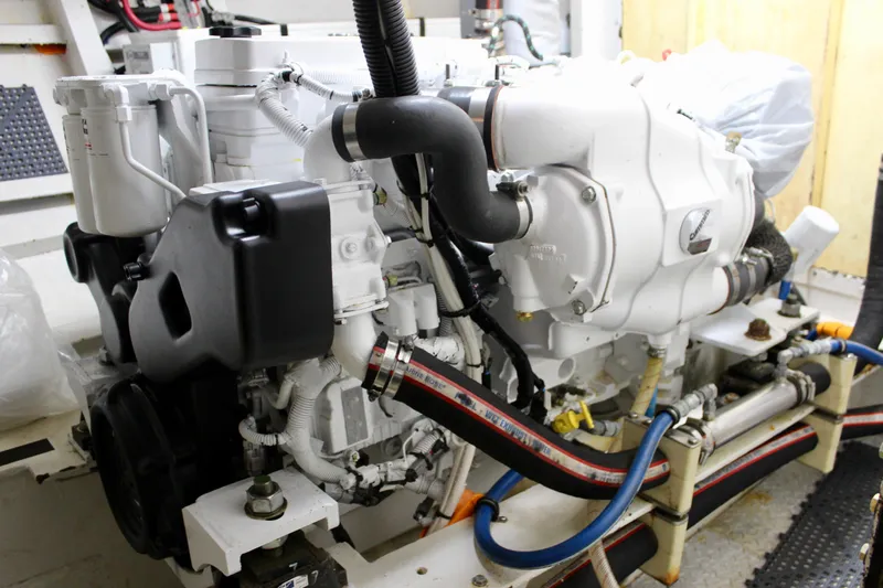 Hawaiian Chieftain Yacht Photos Pics 