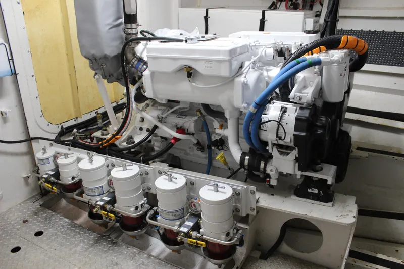 Hawaiian Chieftain Yacht Photos Pics 