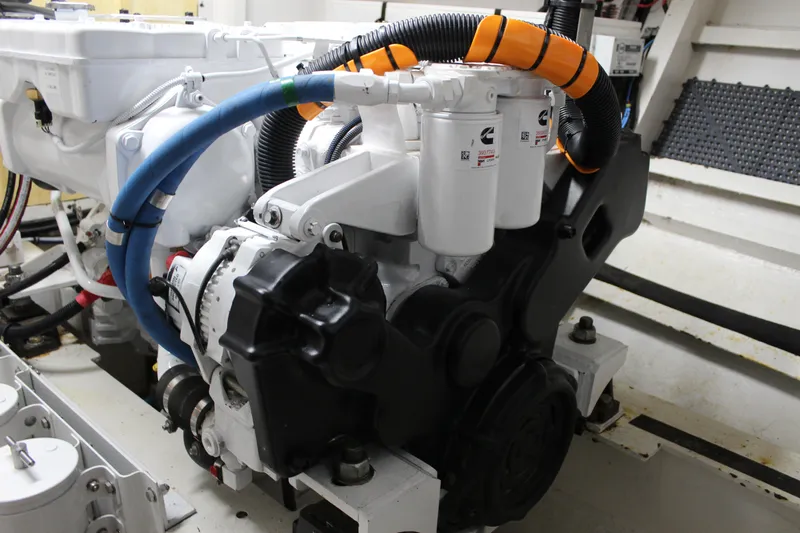 Hawaiian Chieftain Yacht Photos Pics 