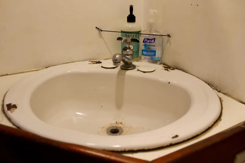 Hawaiian Chieftain Yacht Photos Pics 