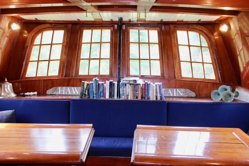 Hawaiian Chieftain Yacht Photos Pics 