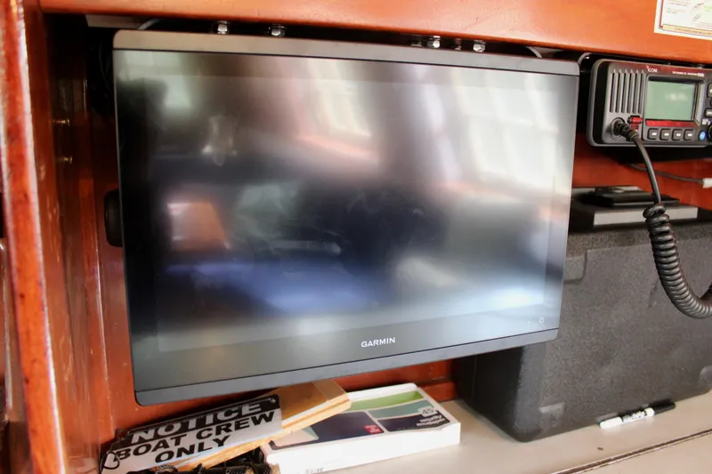 Hawaiian Chieftain Yacht Photos Pics 