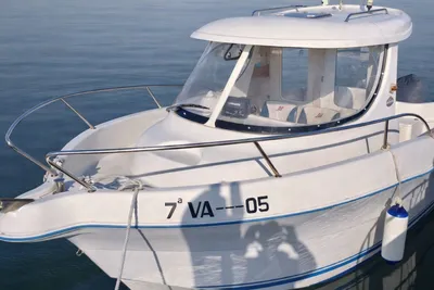 2005 Quicksilver 640 Pilothouse