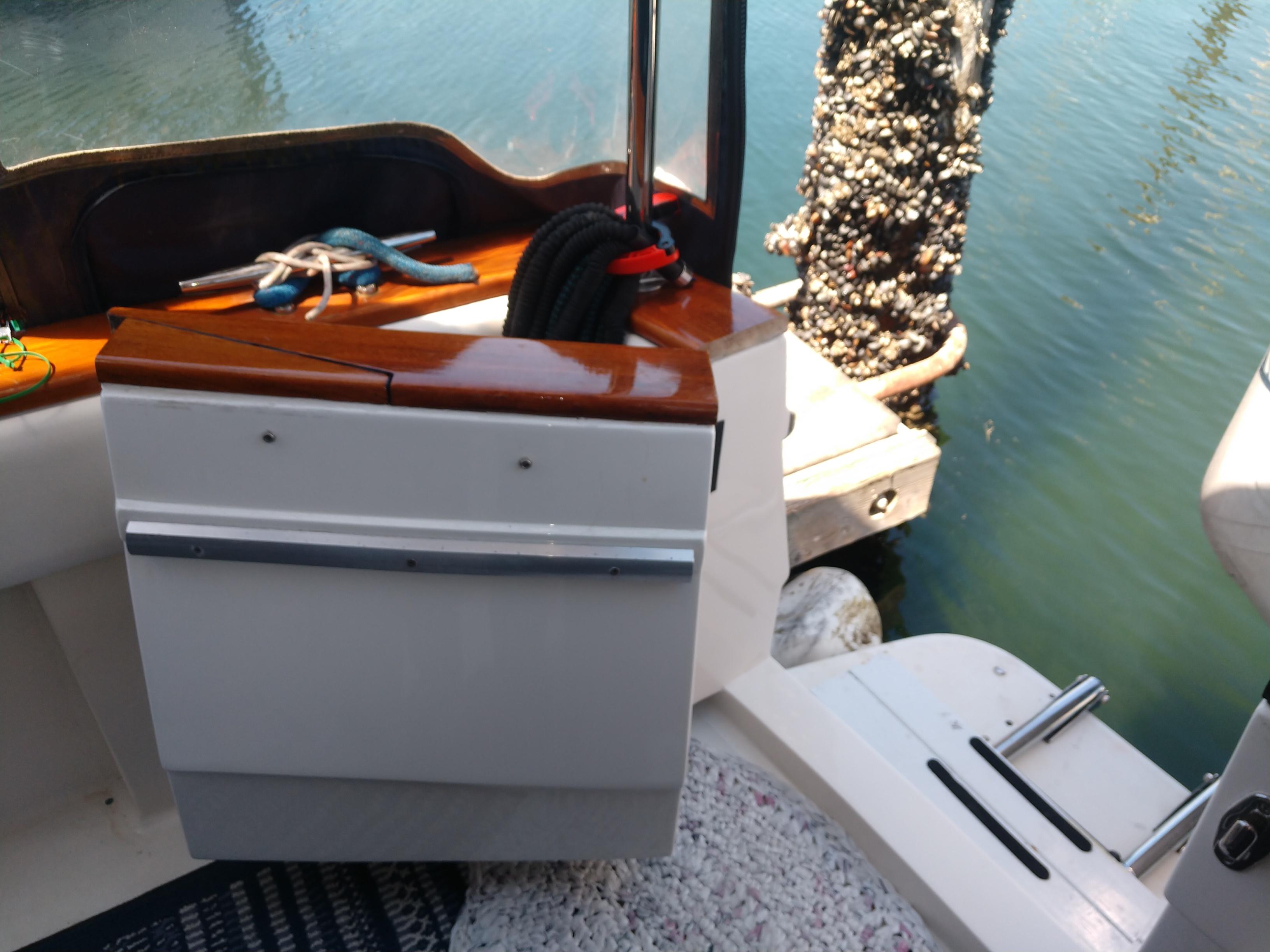 1988 bayliner 3218 motor yacht