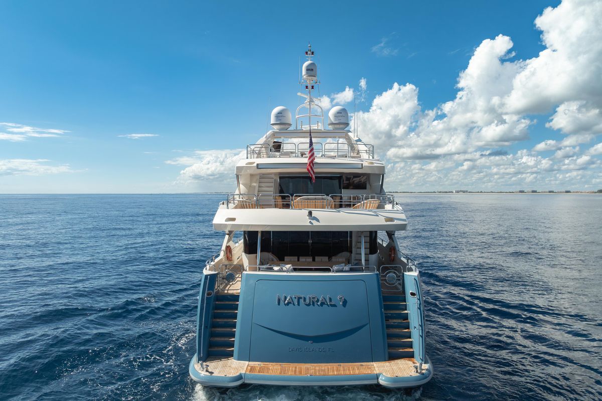 2009 Sunseeker 121 