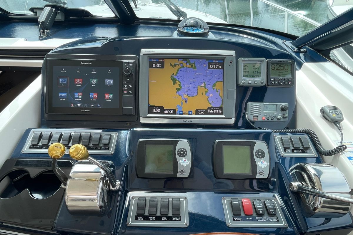 2009 Tiara Yachts 42 