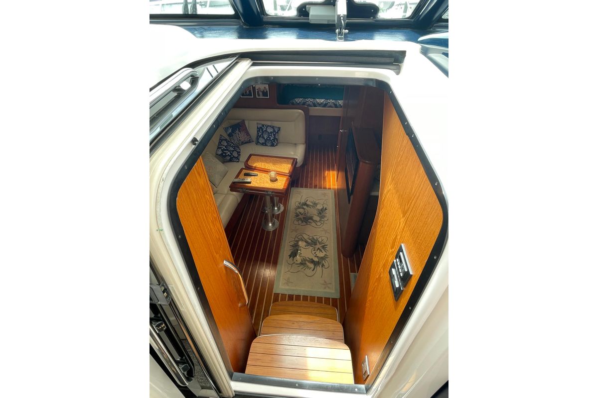 2009 Tiara Yachts 42 