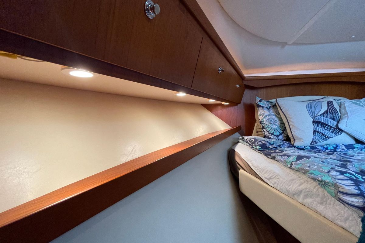 2009 Tiara Yachts 42 