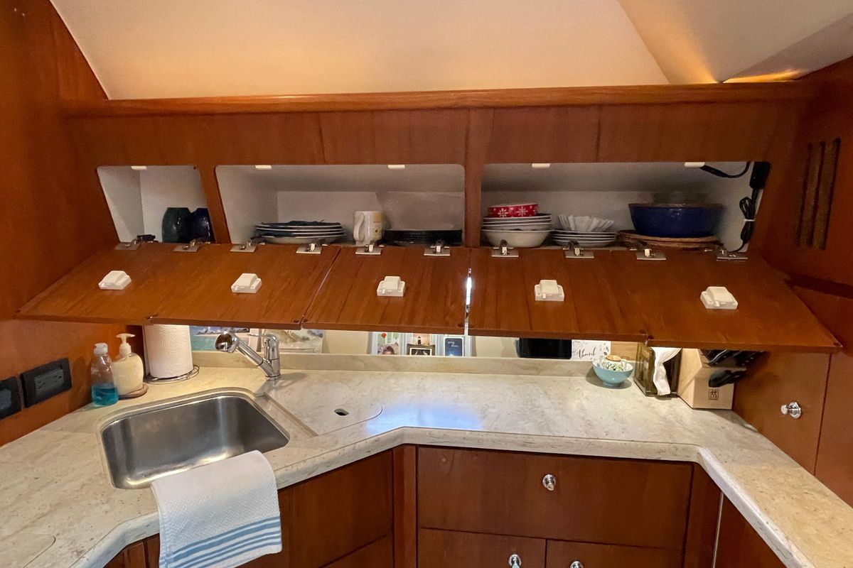 2009 Tiara Yachts 42 