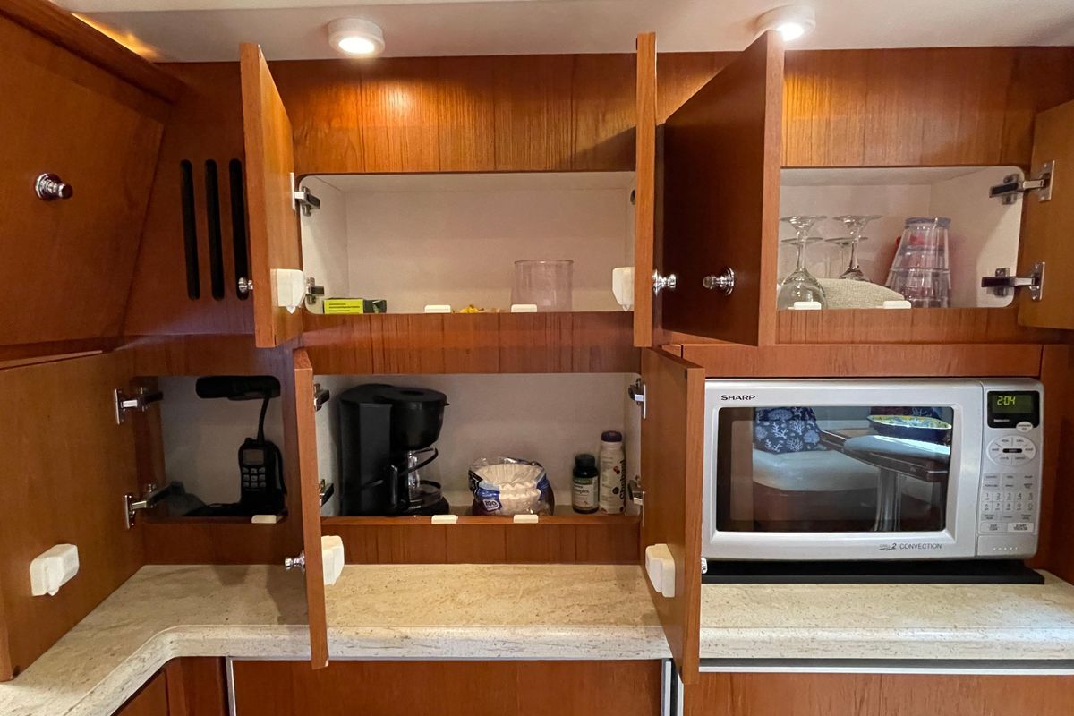 2009 Tiara Yachts 42 