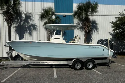 Cobia 262 Center Console