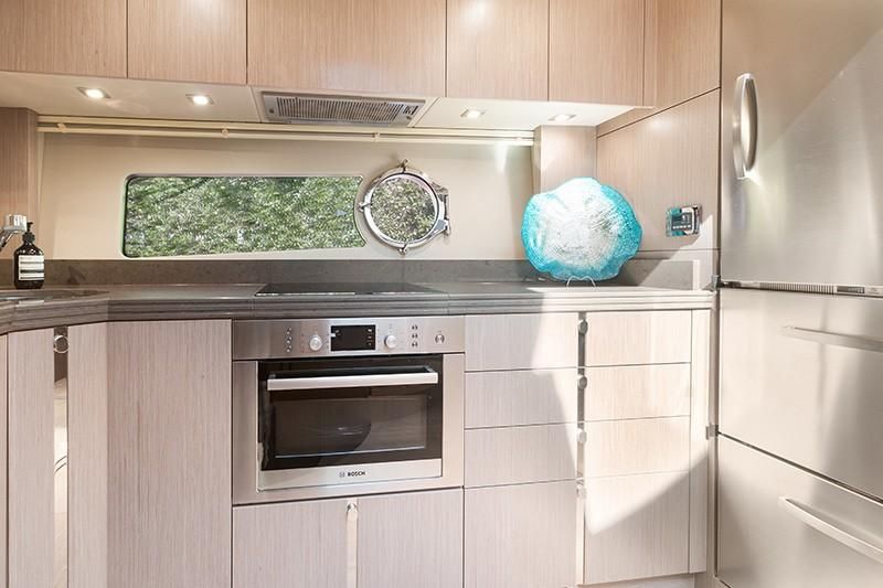 2015 Sunseeker 71 