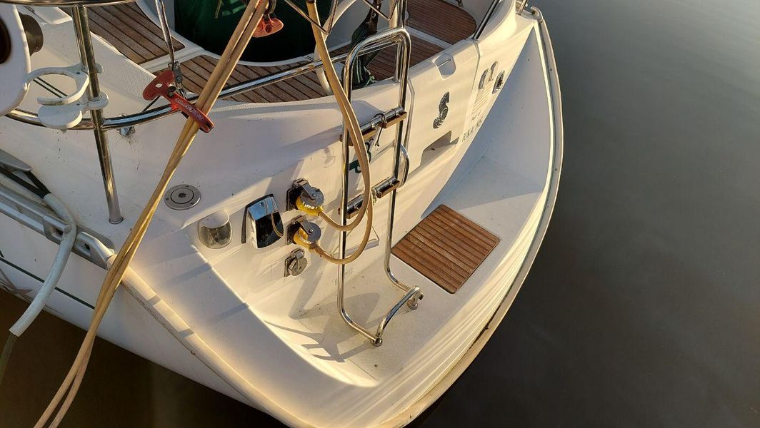 2004 Beneteau 331