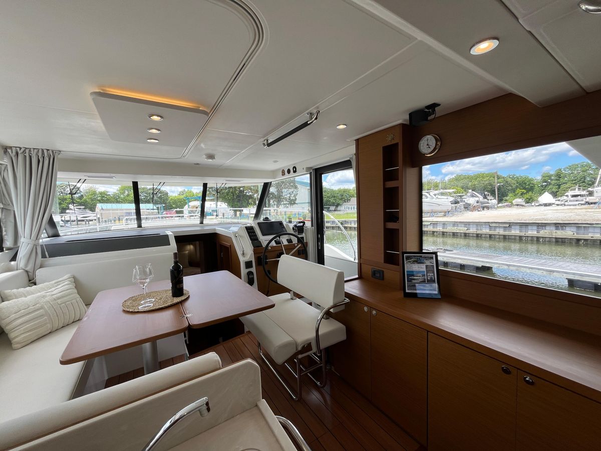 2023 Beneteau 44 