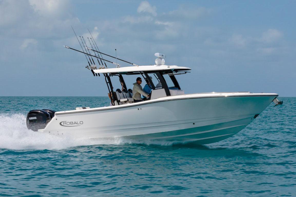 2026 Robalo R300 Center Console Midterkonsol til salg- YachtWorld