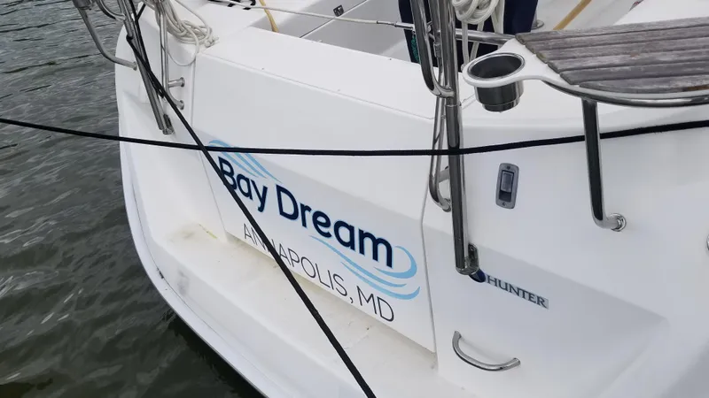 Bay Dream Yacht Photos Pics 