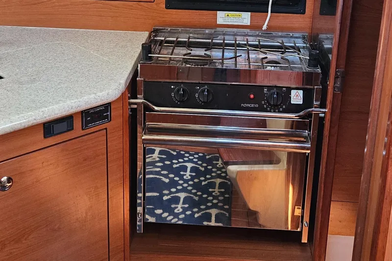 Bay Dream Yacht Photos Pics 