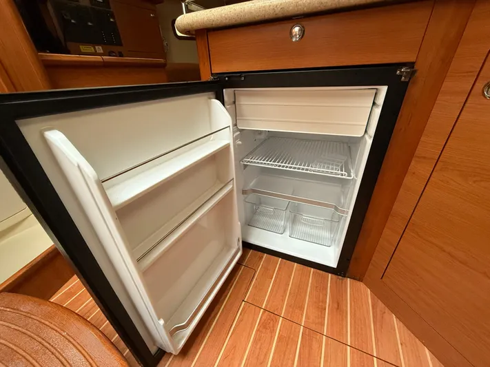 Bay Dream Yacht Photos Pics 