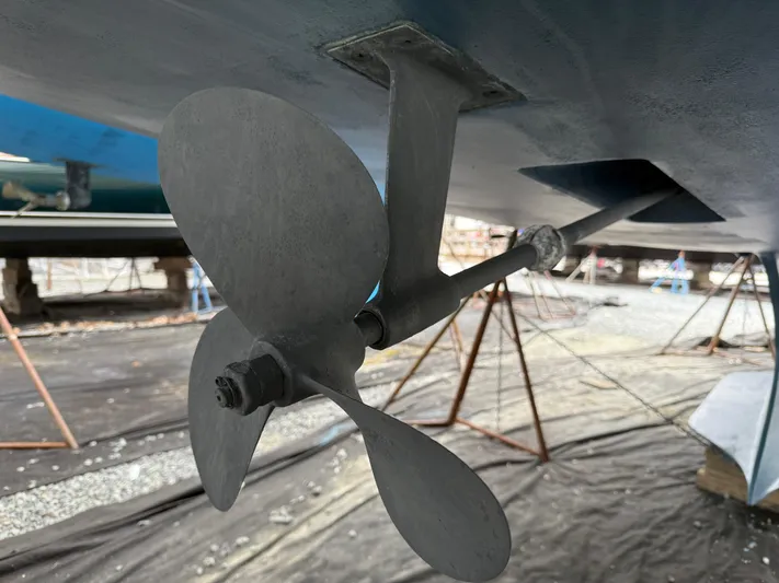 Bay Dream Yacht Photos Pics 