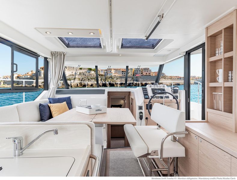 2023 Beneteau Swift Trawler 41 Sedan